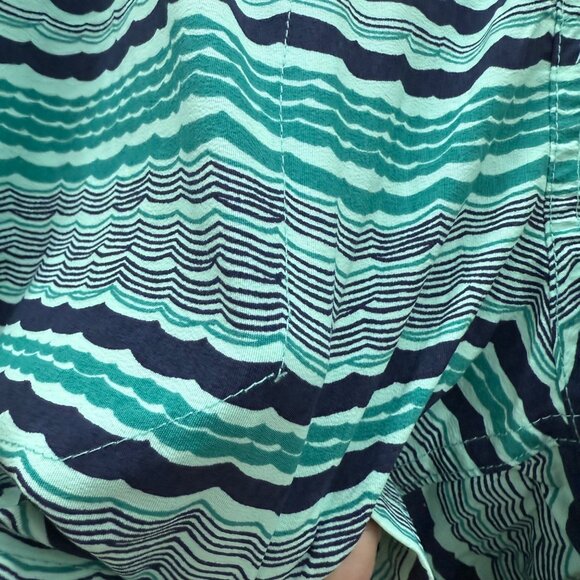 LL Bean Wave Stripe Nylon Swim Board Shorts w Pockets 504878 Womens size Medium - Picture 3 of 12